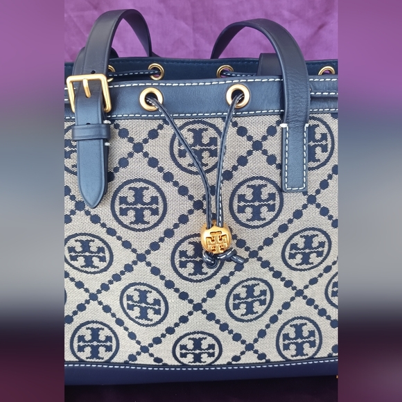 Tory Burch Navy and Cream Patterned Tote - Picture 16 of 16